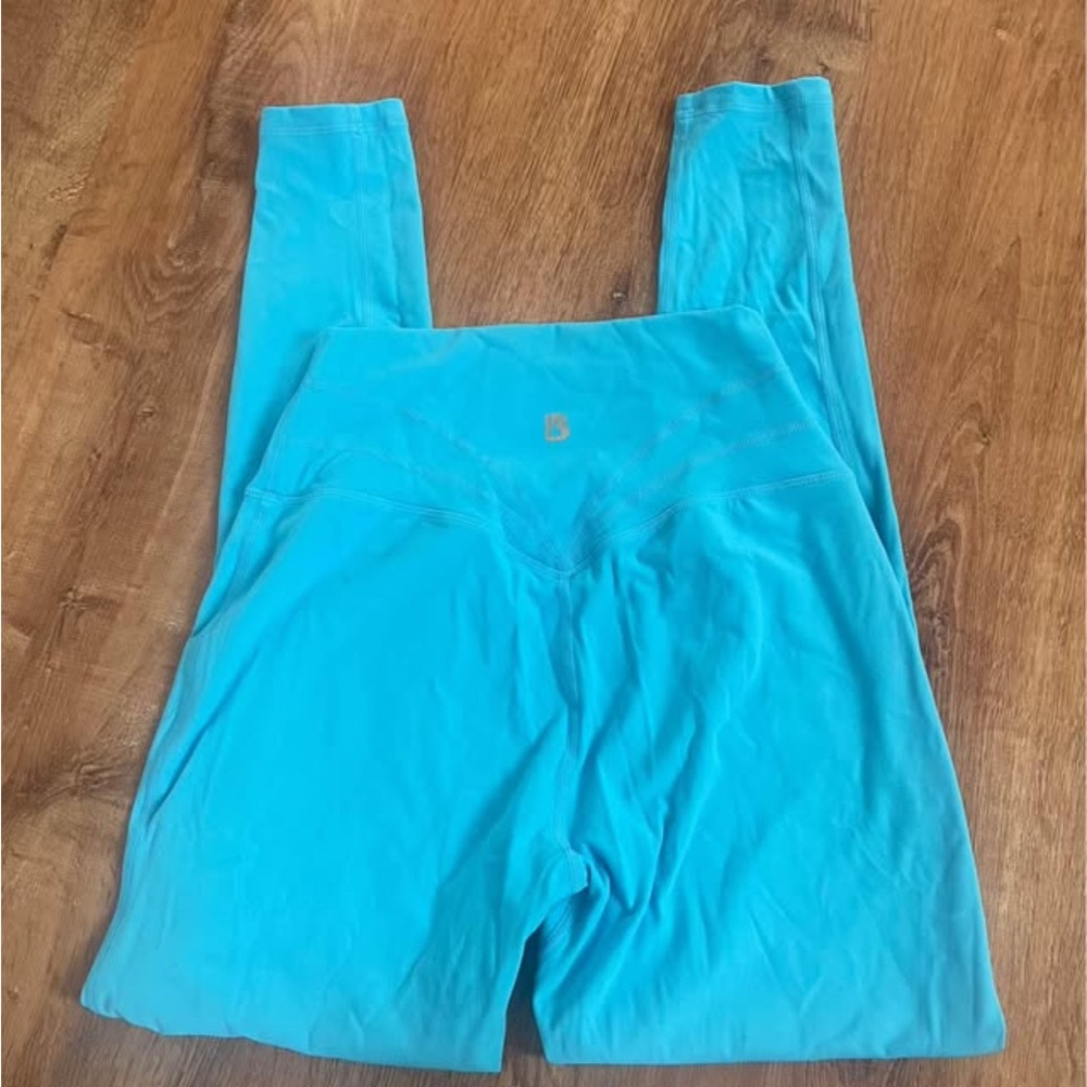 Buff bunny High-Waisted Leggings